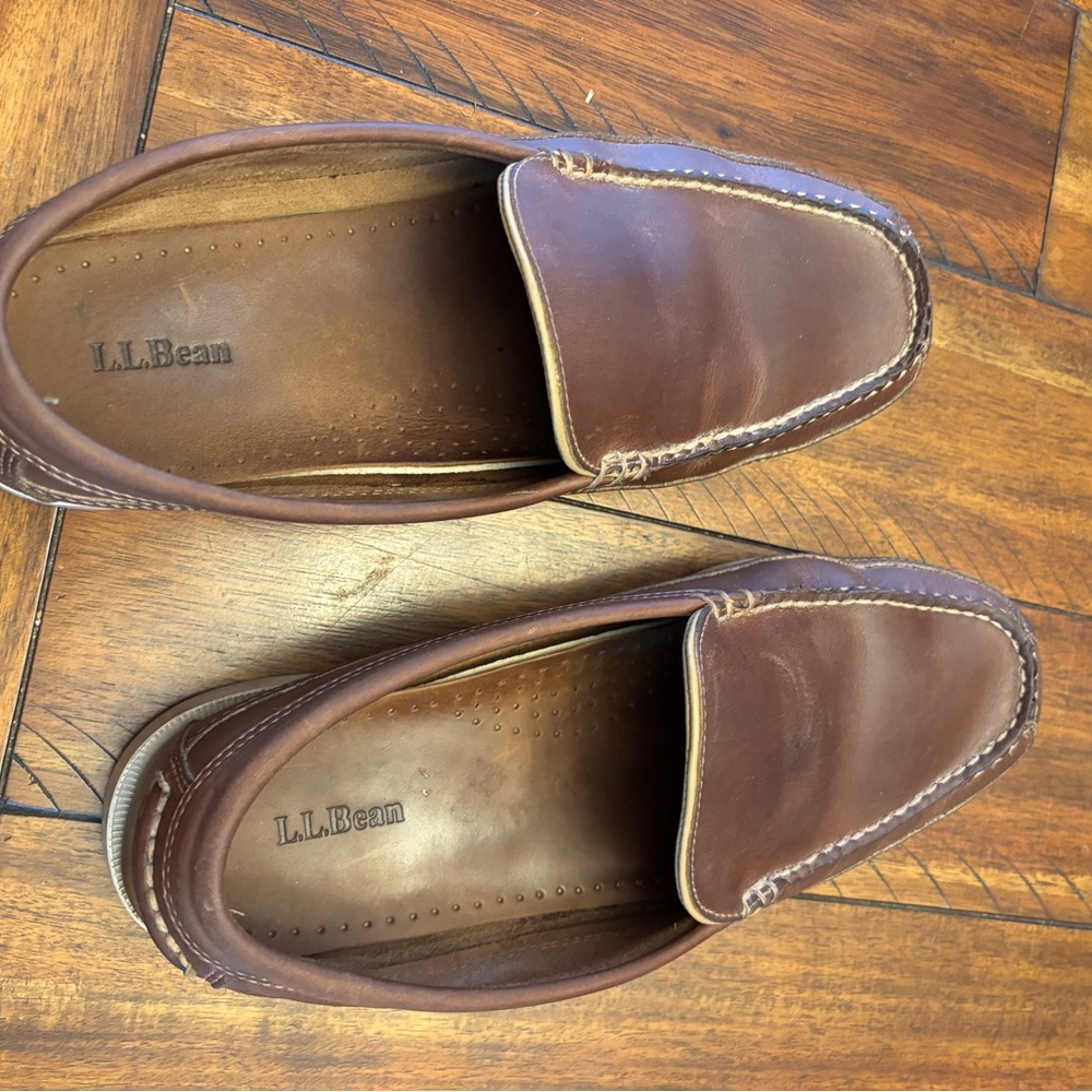 L.L. Bean Men's Leather Slip-On Loafers - US 11EE Brown Leather Bay Boat Loafers